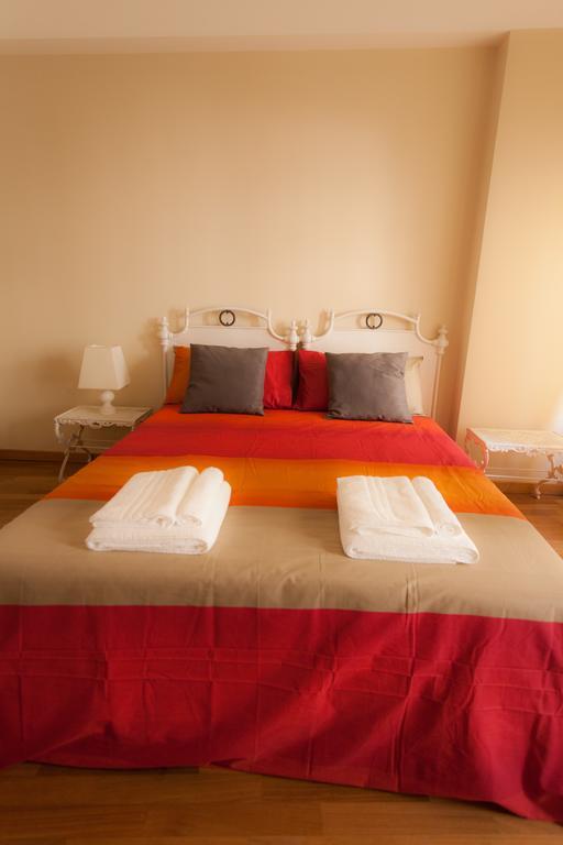 Apartments Sforza Milano Rum bild